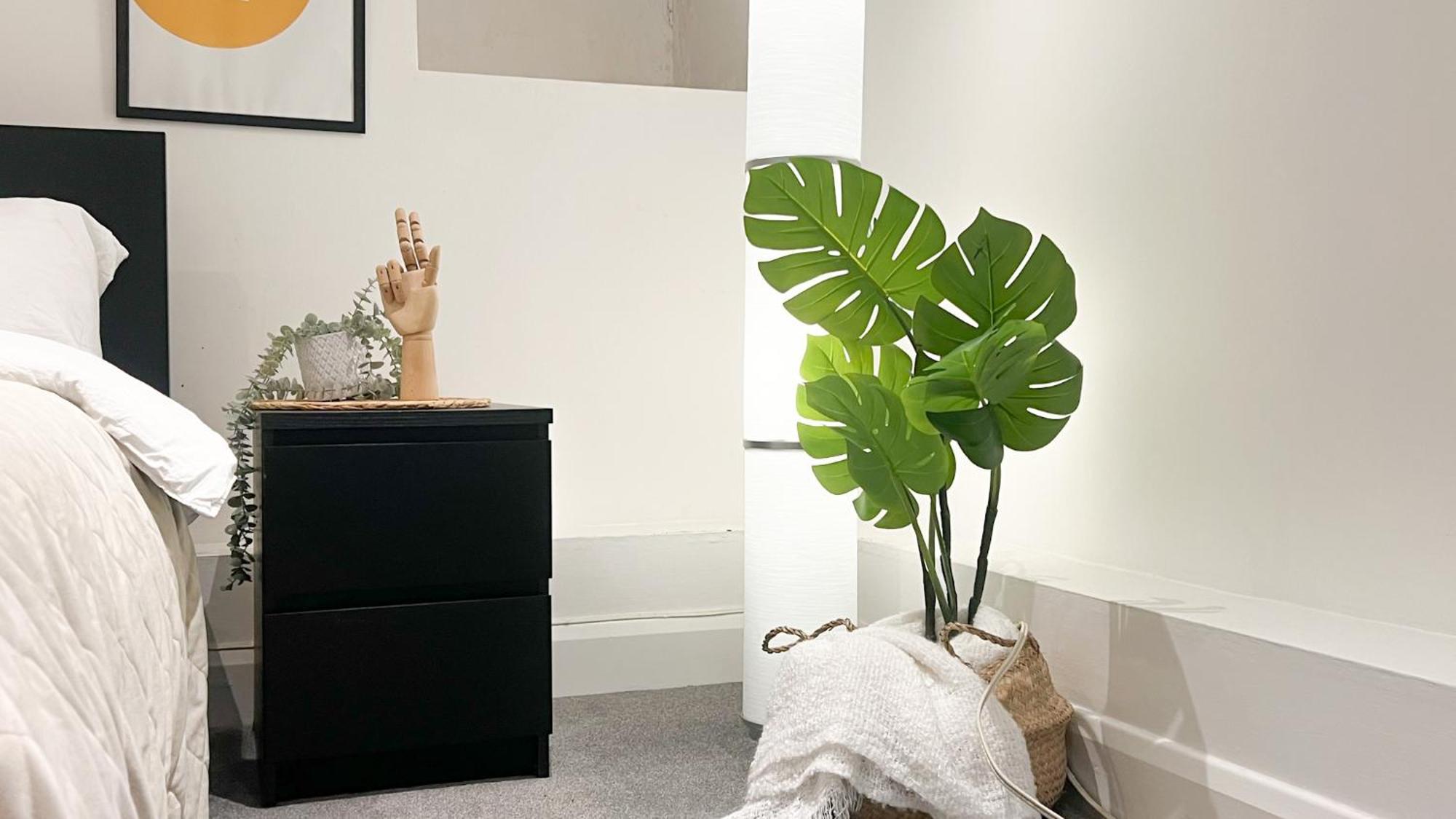Stylish 3 Bed Flat With Garden Lägenhet London Exteriör bild
